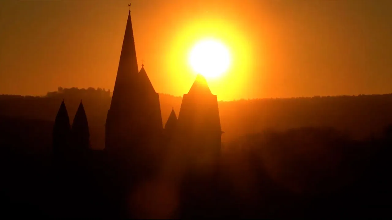 Limburg Altstadt Tourismus: Szene aus dem Videoprojekt Tourismus-Imagefilm Stadt Limburg an der Lahn von NEXAS Media